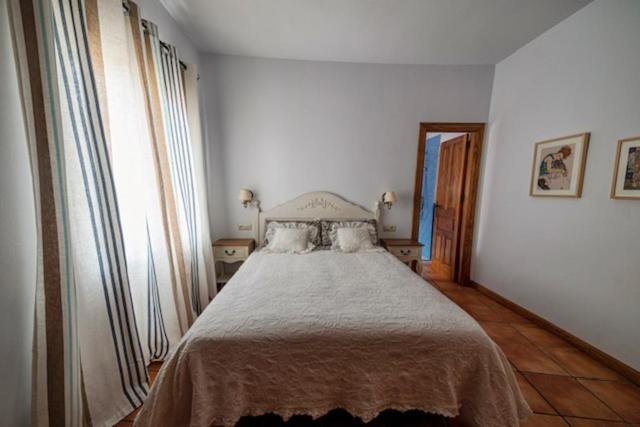 Casa Rural Collao De Lobo Serradilla ภายนอก รูปภาพ
